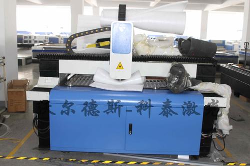光纤激光切割机1325金属不锈钢碳钢镀锌板铁板光纤切割机】价格_厂家